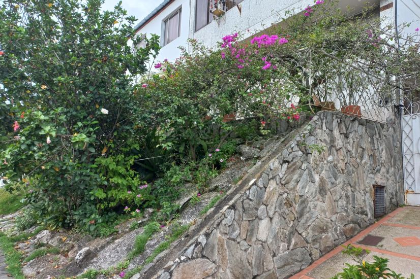 Casa - MEGAVIVIENDA